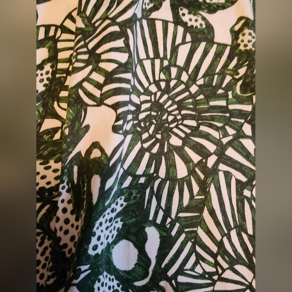 H&M A-Line Green/White Patterned Skirt. Women's Size 6 💚🤍 - Picture 8 of 10